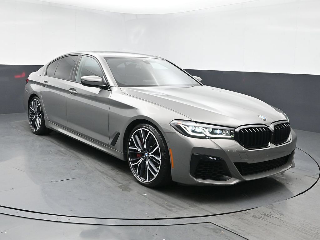 2022 BMW 5 Series M550i xDrive