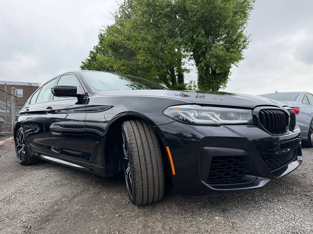 2022 BMW 5 Series M550i xDrive