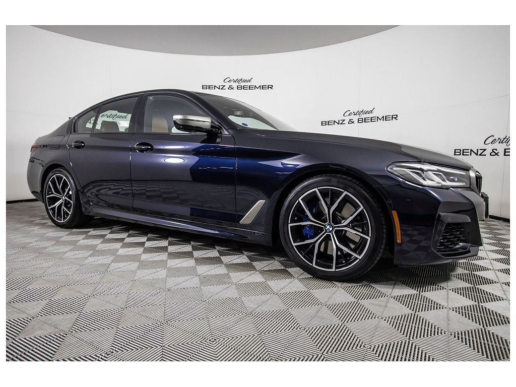 2022 BMW 5 Series M550i xDrive
