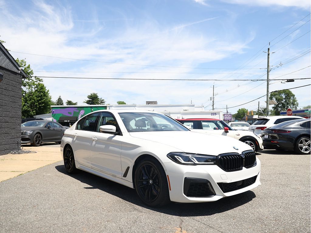 2022 BMW 5 Series M550i xDrive