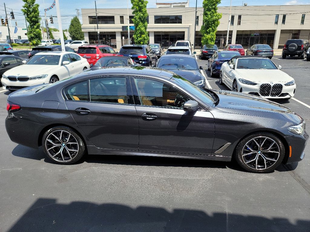 2022 BMW 5 Series M550i xDrive