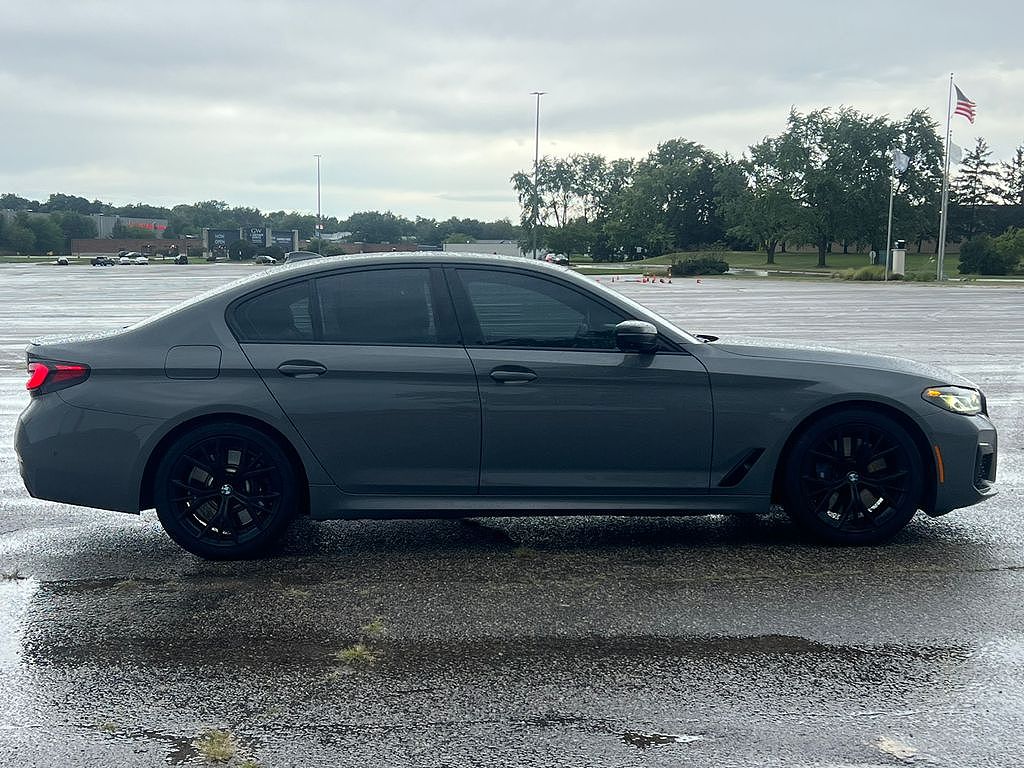 2022 BMW 5 Series M550i xDrive