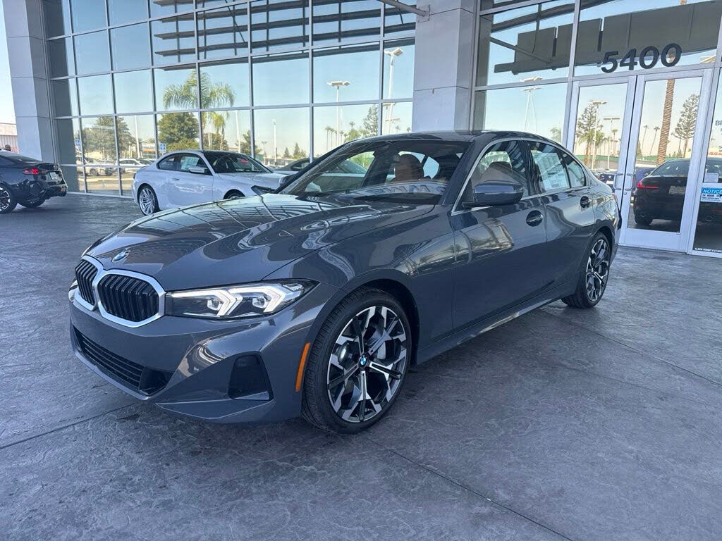 2026 BMW 3 Series 330i
