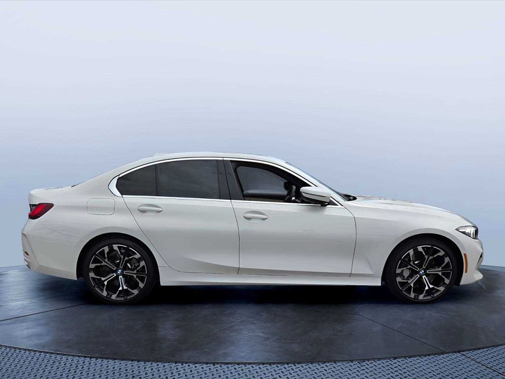 2026 BMW 330i 330i