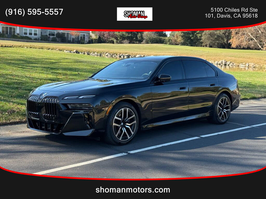 2023 BMW 7 Series 740i