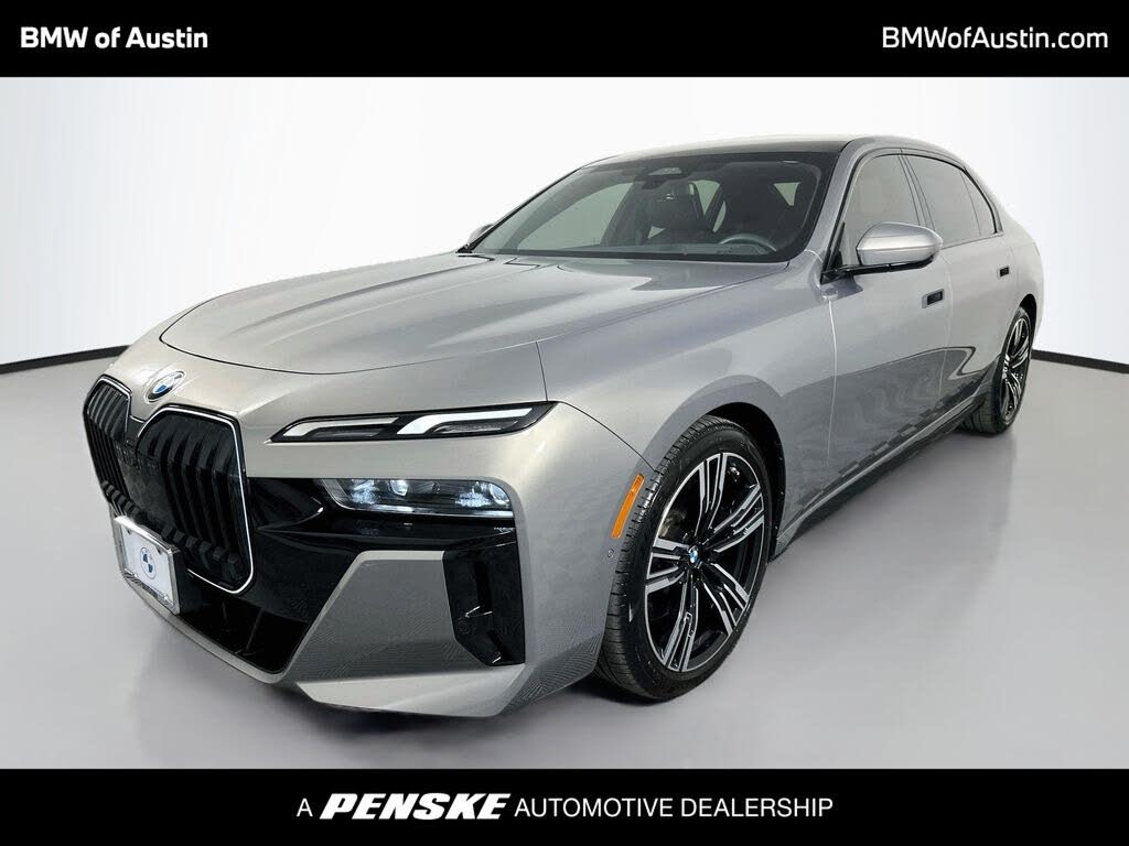 2025 BMW 7 Series 740i