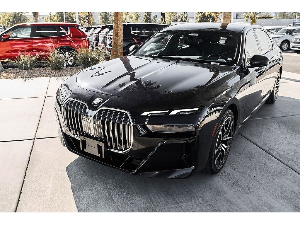 2024 BMW 7 Series 740i