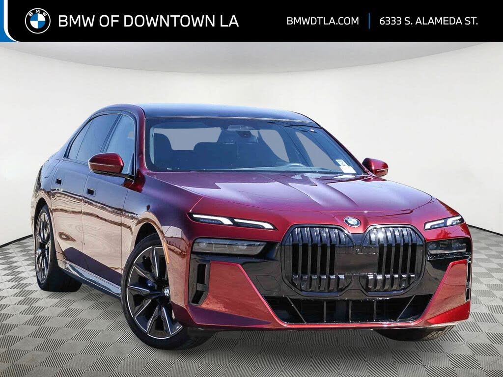 2023 BMW 7 Series 740i