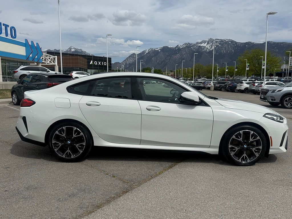 2025 BMW 2 Series xDrive