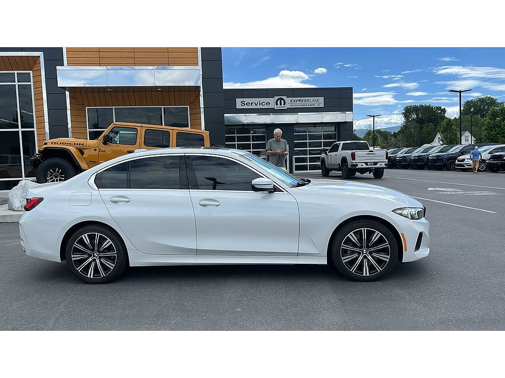 2025 BMW 3 Series 330i xDrive