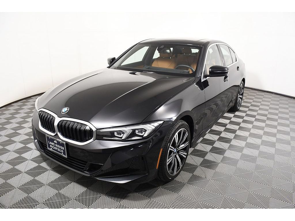 2025 BMW 3 Series 330i xDrive