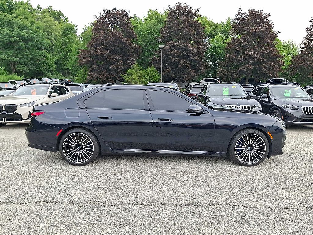 2024 BMW 7 Series 740i xDrive