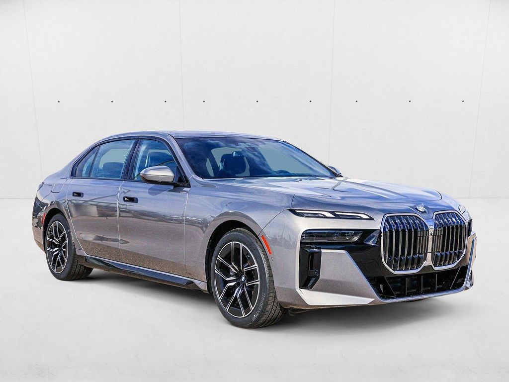 2025 BMW 7 Series 740i xDrive