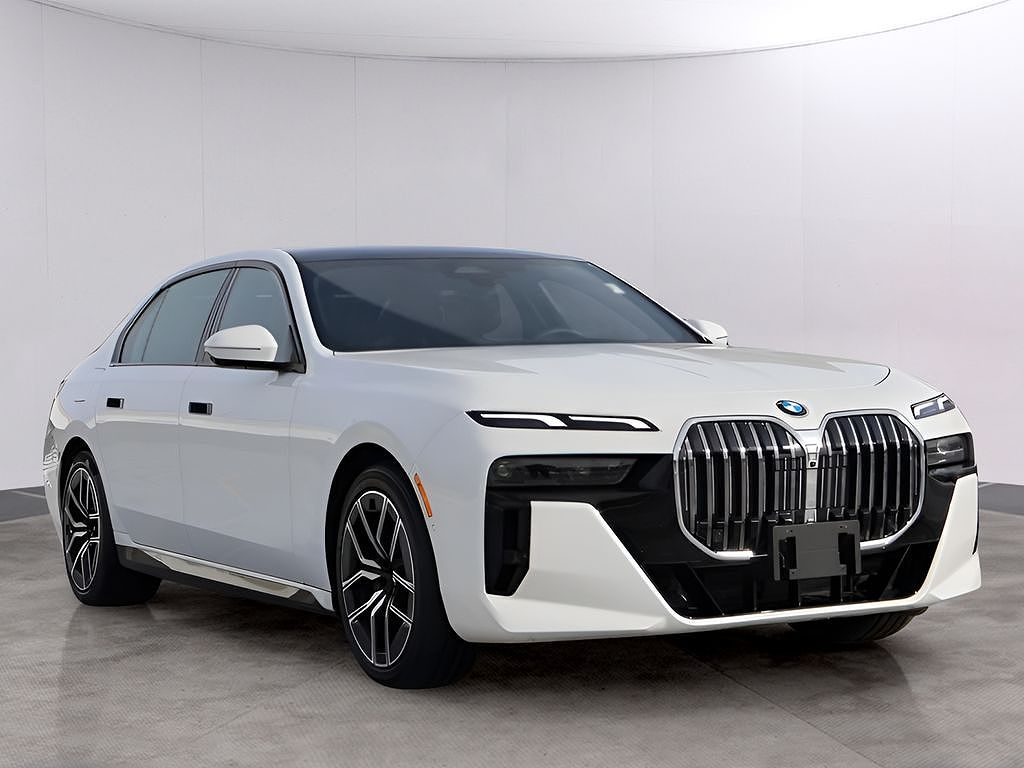 2025 BMW 7 Series 740i xDrive