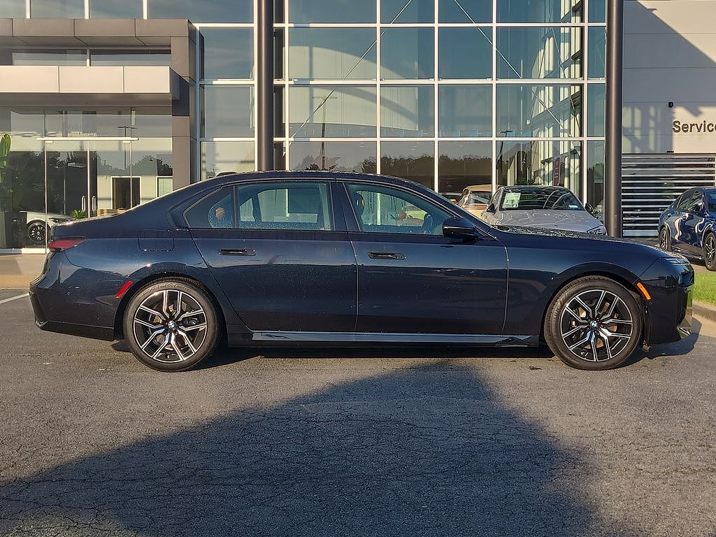 2025 BMW 7 Series 740i xDrive