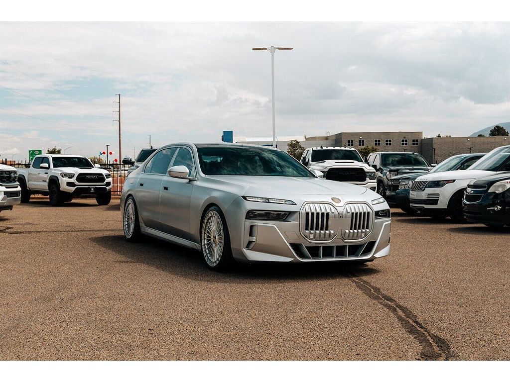 2025 BMW 7 Series 760i xDrive