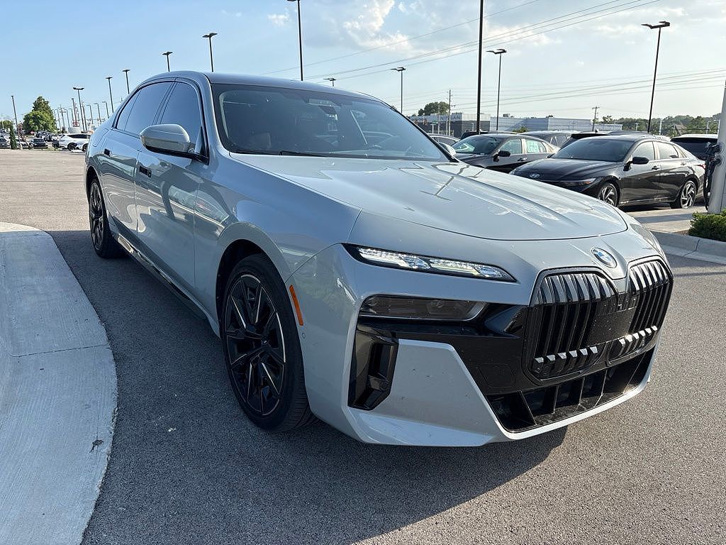 2023 BMW 7 Series 760i xDrive