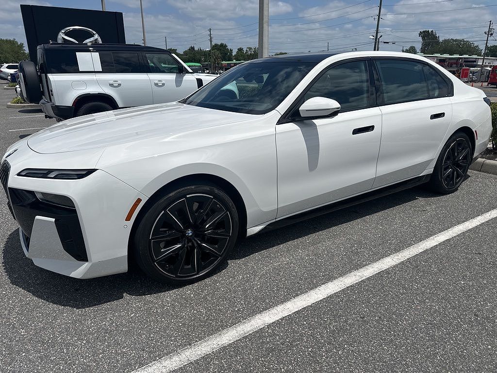 2023 BMW 7 Series 760i xDrive