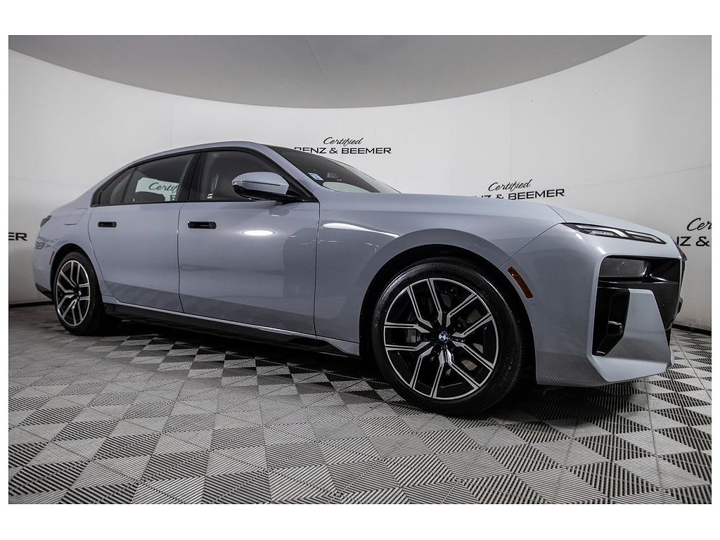 2024 BMW 7 Series 760i xDrive
