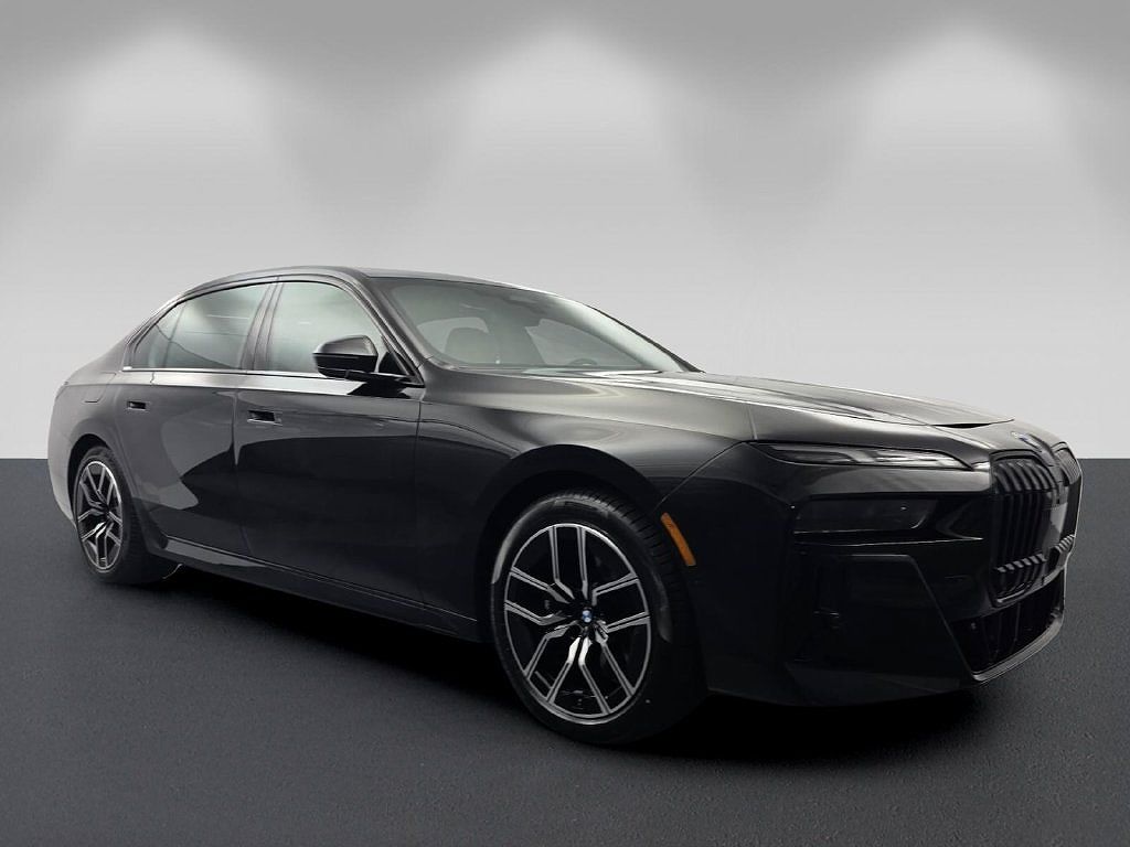 2023 BMW 7 Series 760i xDrive