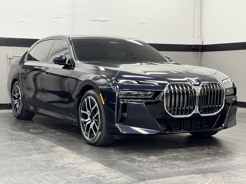 2024 BMW 7 Series 760i xDrive