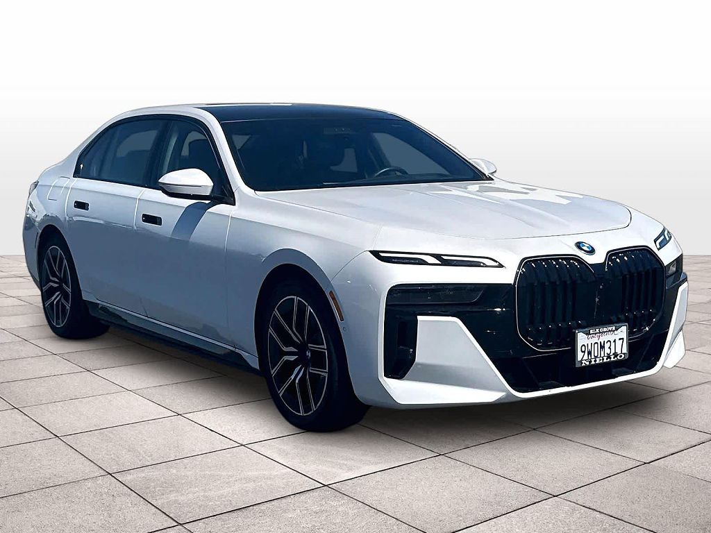 2026 BMW 7 Series 750e xDrive