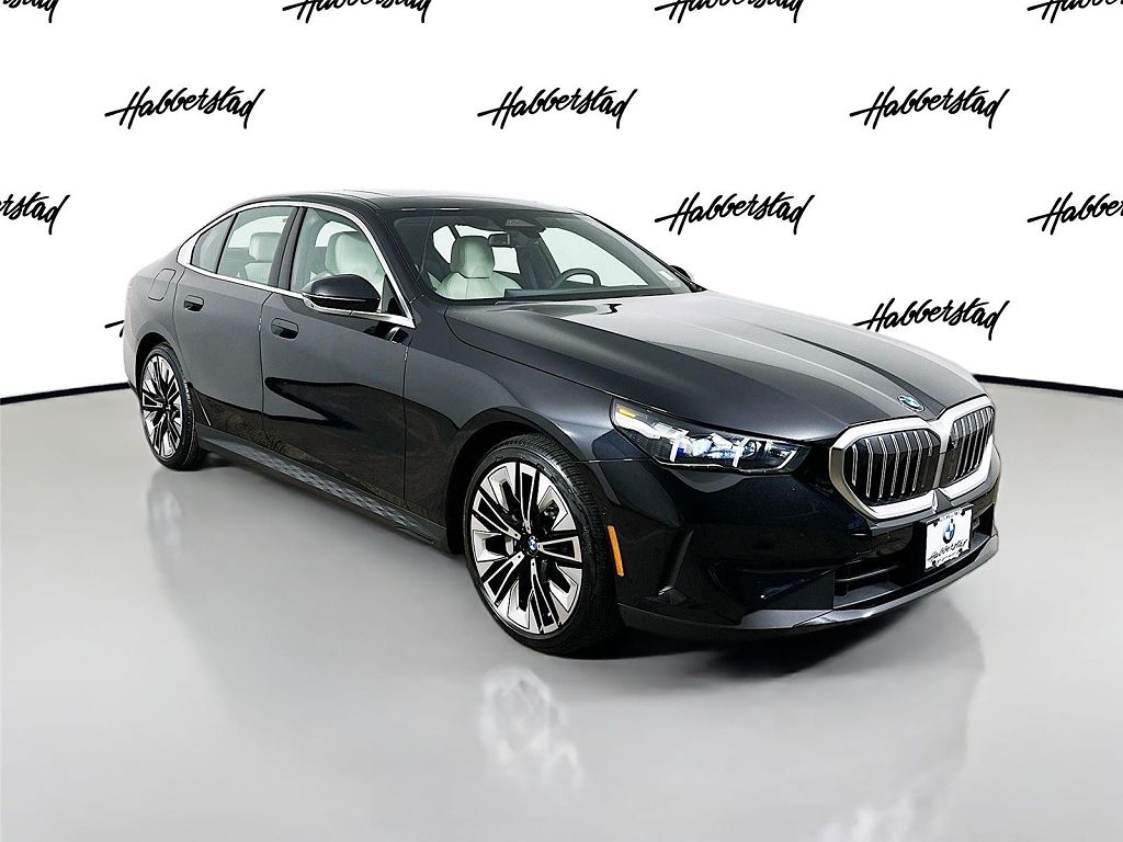 2025 BMW 5 Series 530i xDrive
