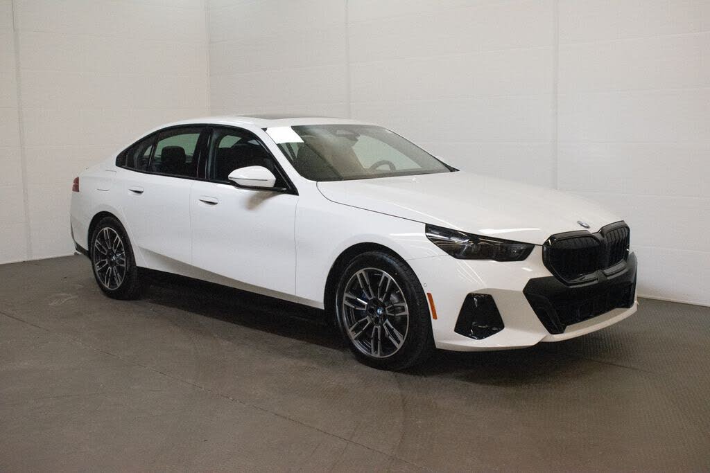 2026 BMW 5 Series 530i xDrive