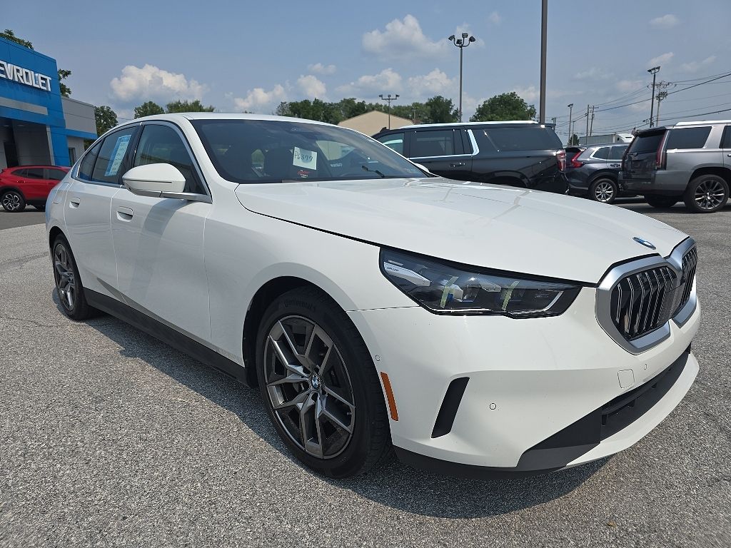 2026 BMW 5 Series 530i xDrive