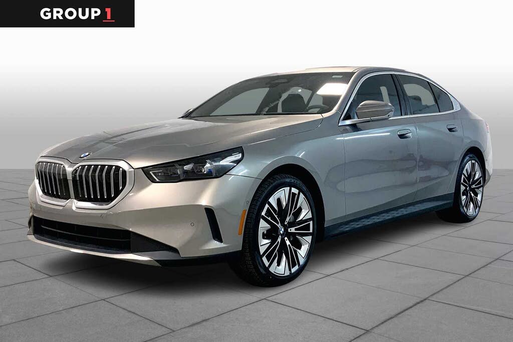2026 BMW 5 Series 530i xDrive