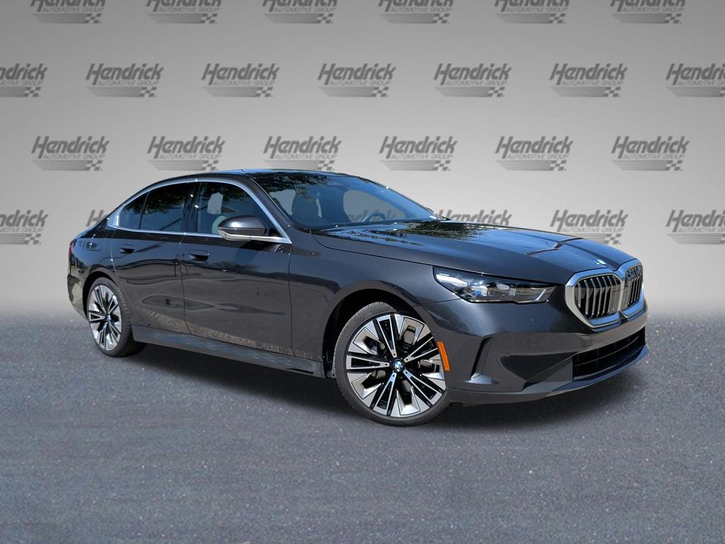 2026 BMW 5 Series 530i xDrive