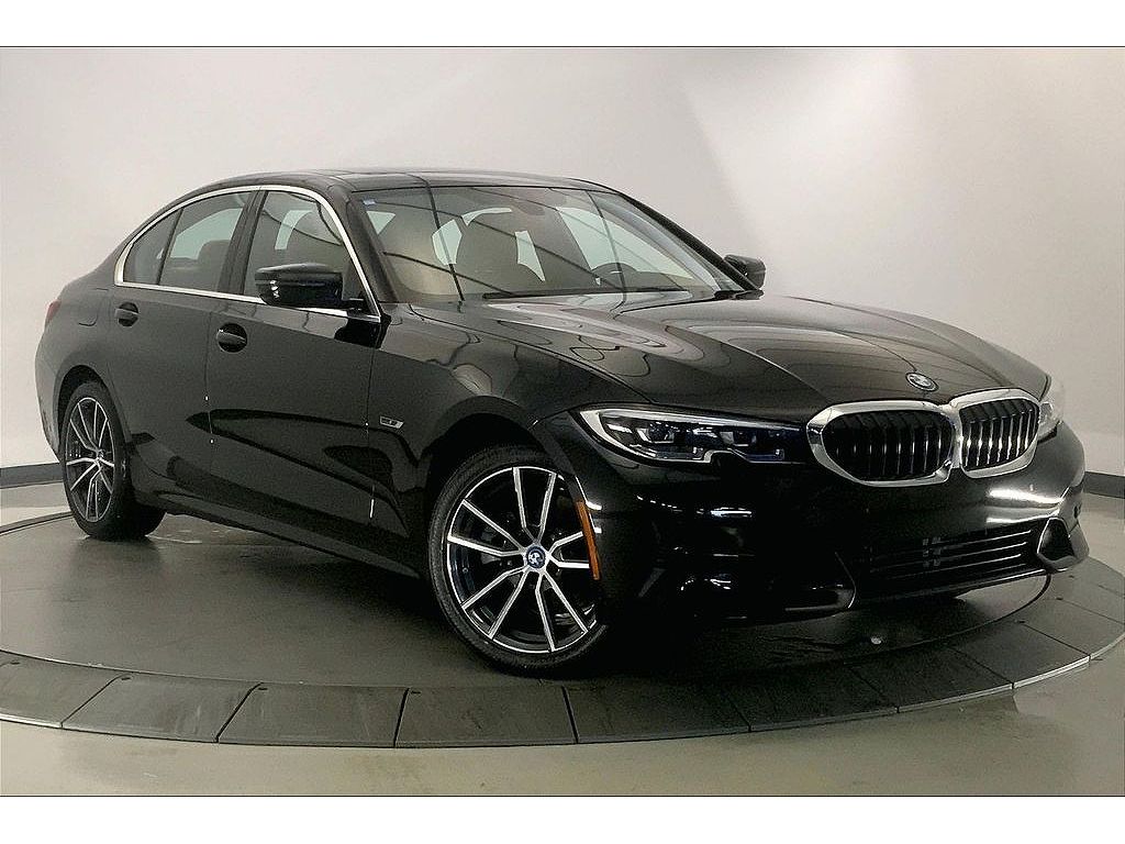 2022 BMW 3 Series 330e xDrive