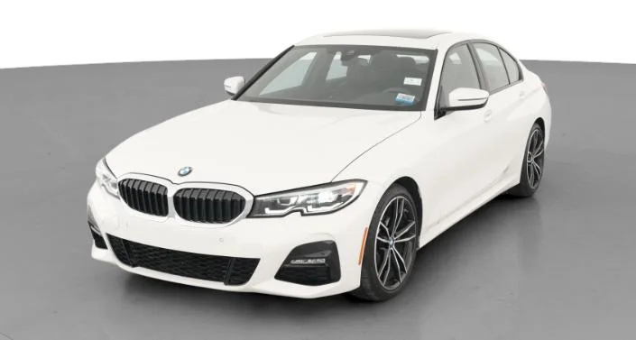 2019 330i xDrive in White, 9,669 miles for sale in Chicago, IL