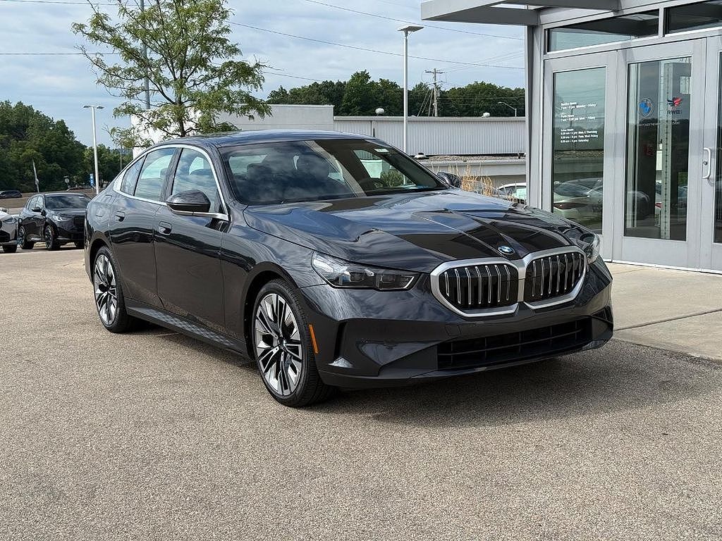 2026 BMW 5 Series 540i xDrive