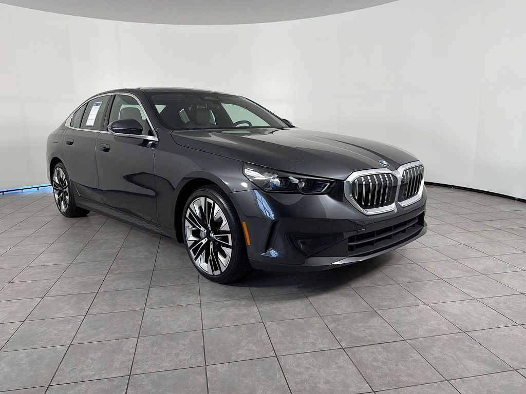 2026 BMW 5 Series 540i xDrive