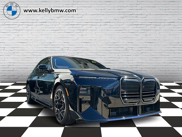 2027 BMW 7 Series 740 xDrive