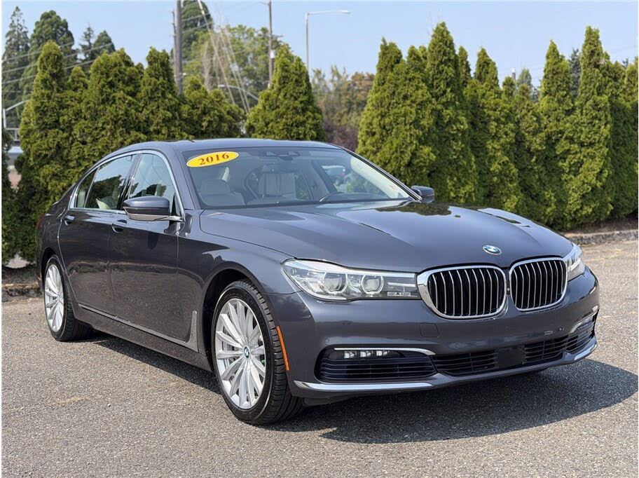 2016 BMW 7 Series 740i