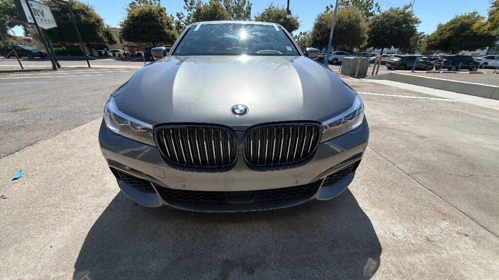 2019 BMW 7 Series 740i