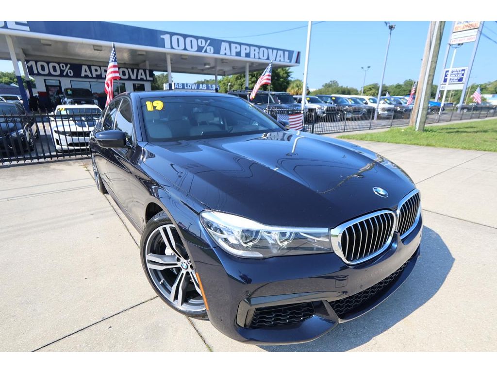 2019 BMW 7 Series 740i Sedan
