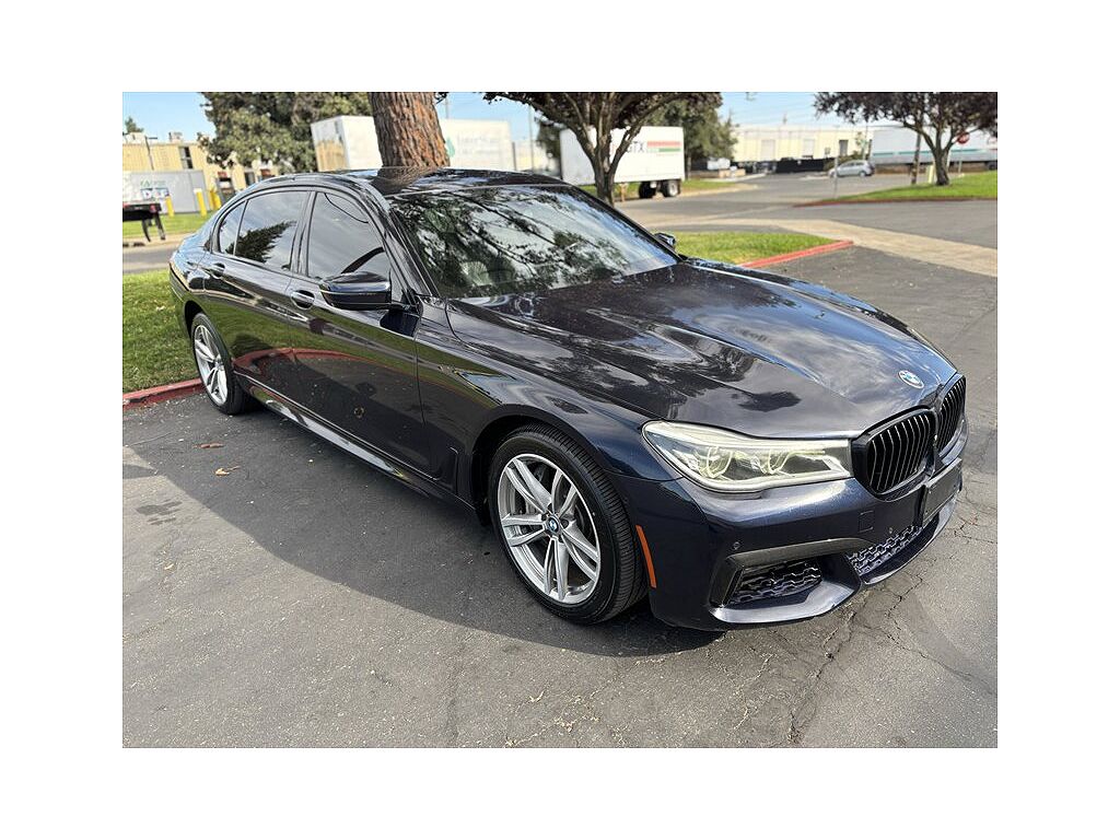 2017 BMW 7 Series 750i