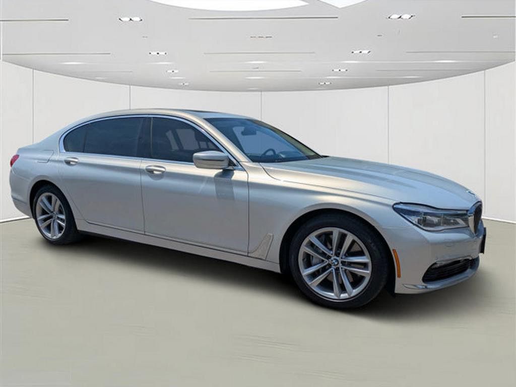 2018 BMW 7 Series 750i