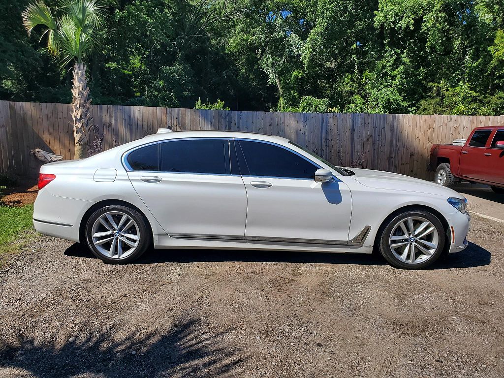 2019 BMW 7 Series 750i
