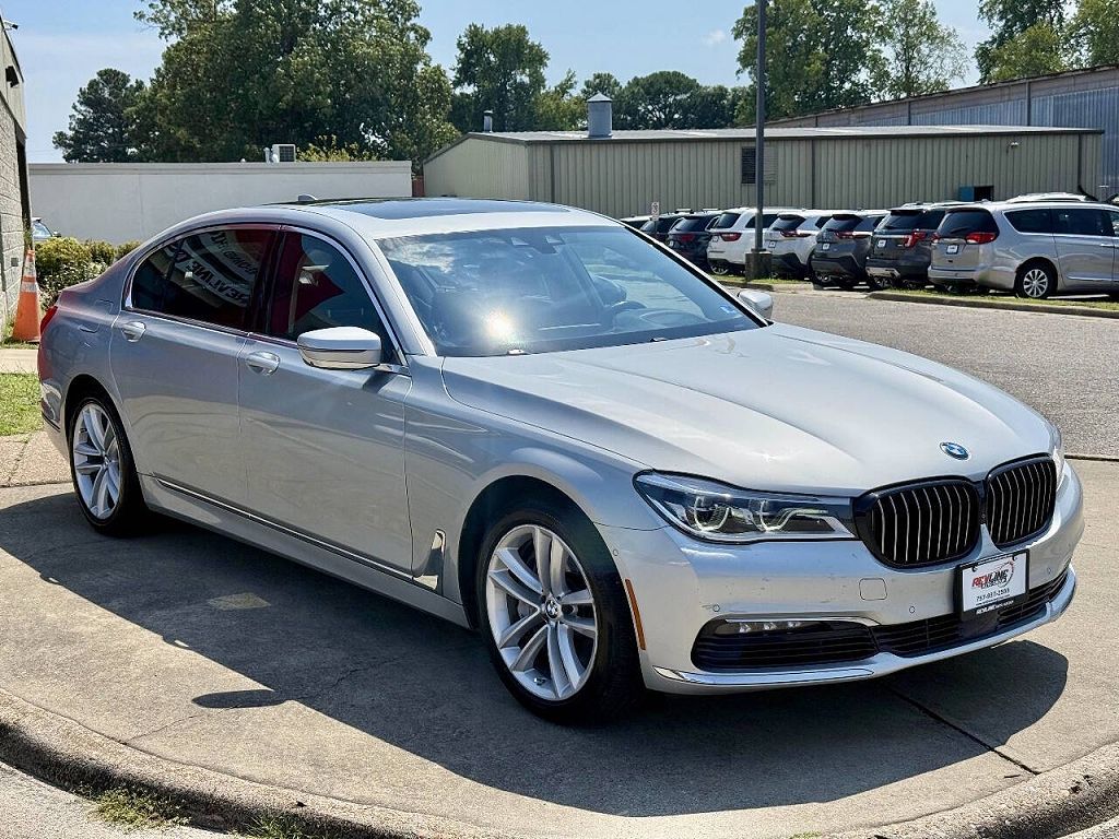 2017 BMW 7 Series xDrive