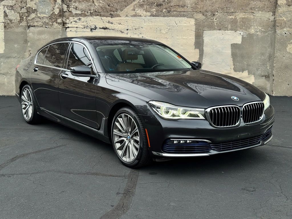 2016 BMW 7 Series 750i xDrive