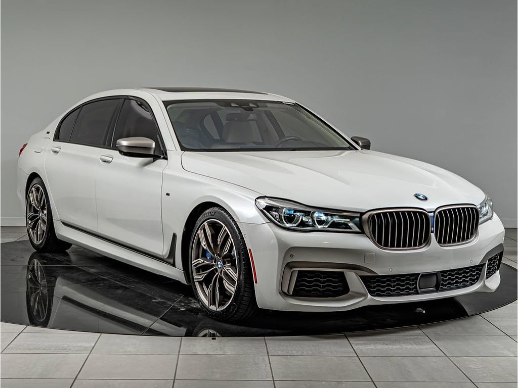 2019 BMW 7 Series M760i xDrive