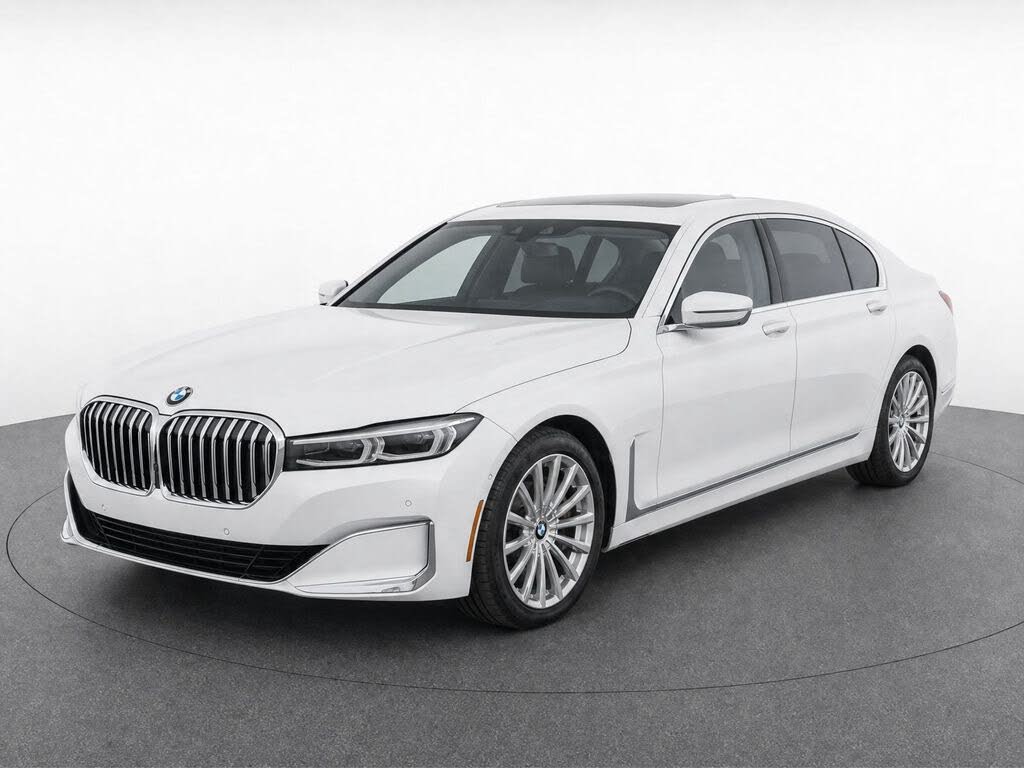 2022 BMW 7 Series 740i