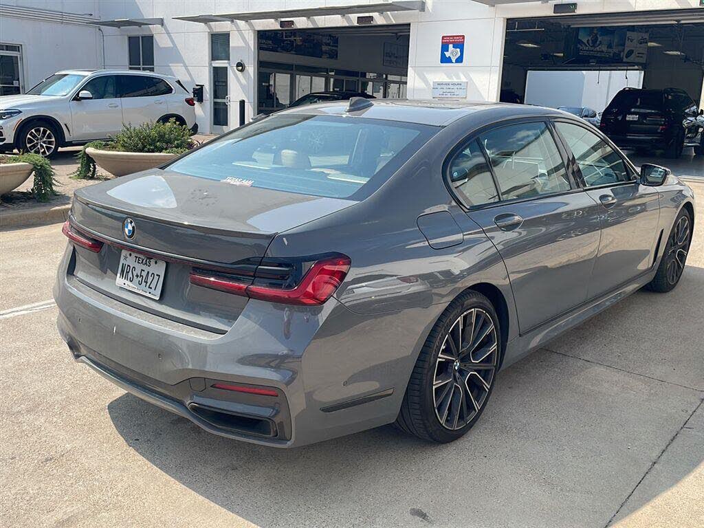 2020 BMW 7 Series 740i