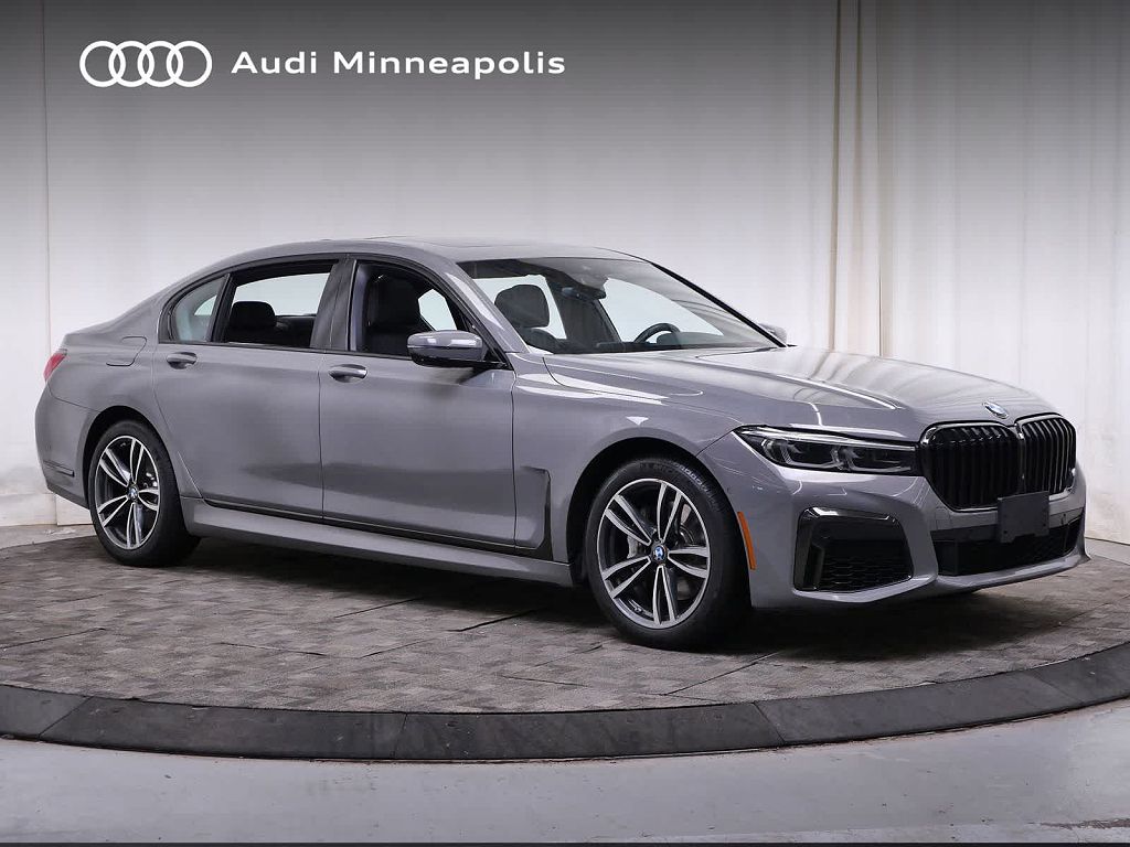 2022 BMW 7 Series 740i xDrive