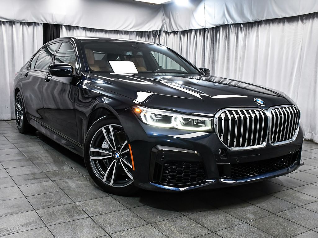 2022 BMW 750i xDrive