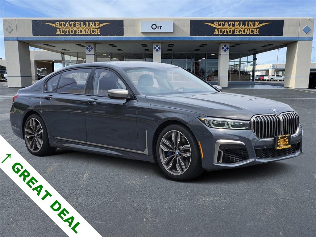 2022 BMW 7 Series M760i xDrive
